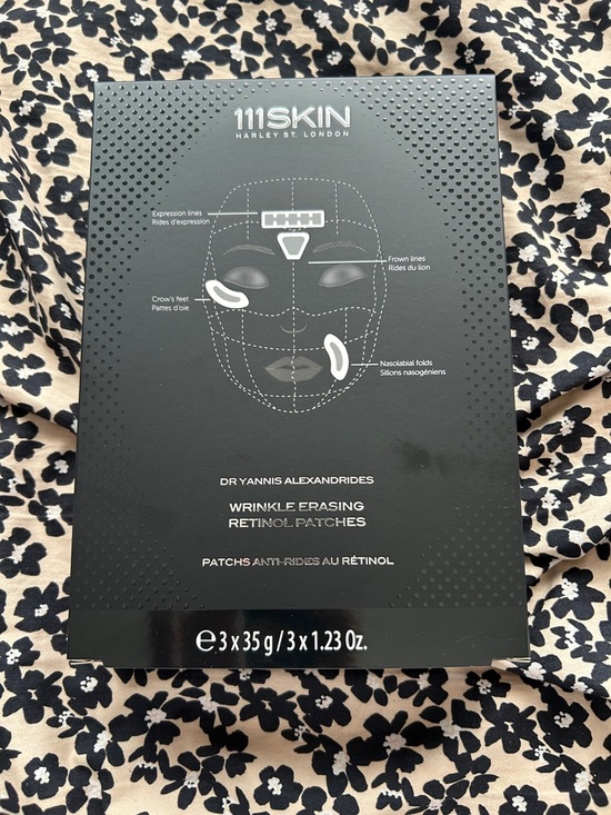 111SKIN Other - 111SKIN Black Wrinkle Erasing Retinol Patches - Black